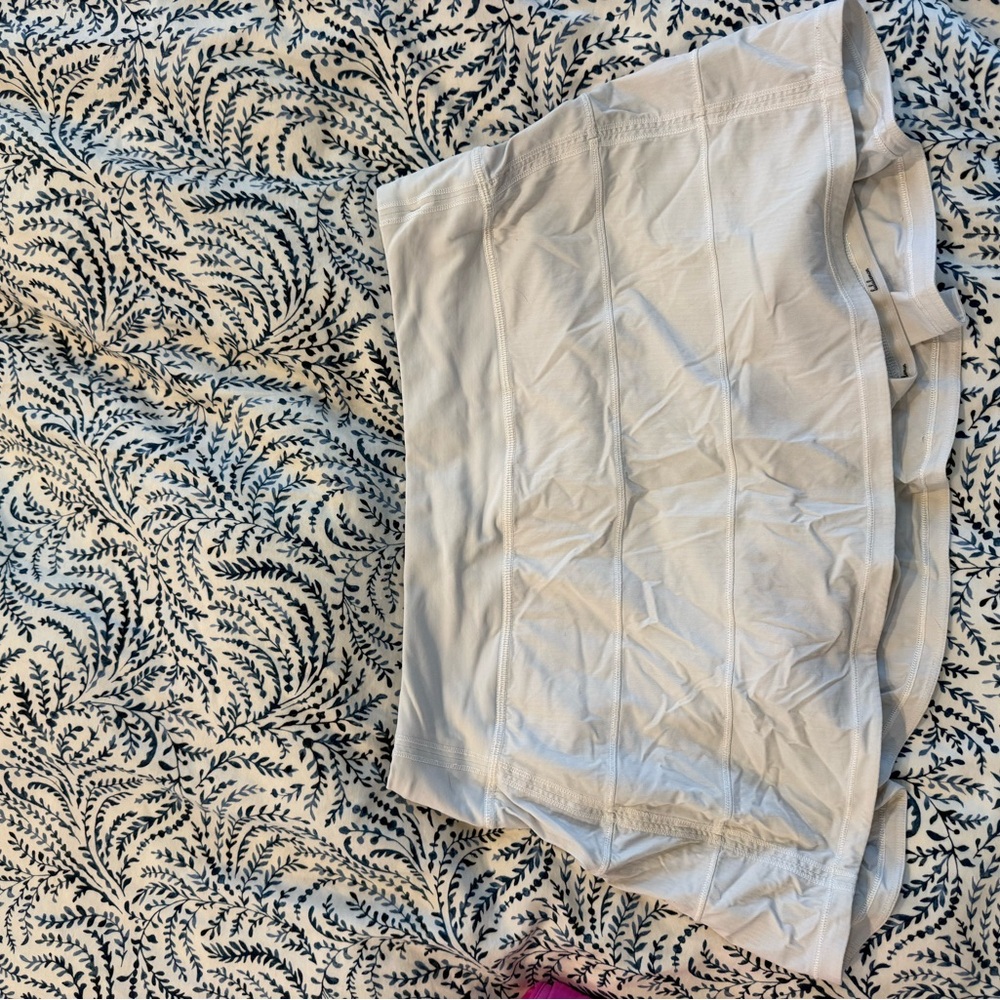 Lululemon white tennis skirt
